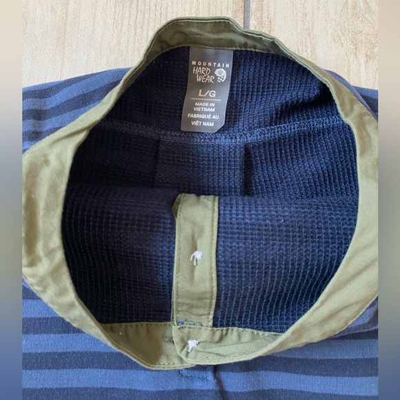 🔩Mountain Hardware🔩 Pembroke Rugby Thermal - Picture 7 of 14